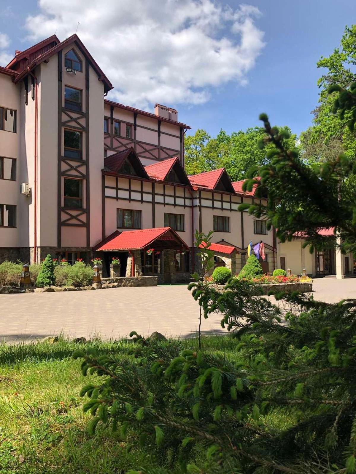 Sherwood Hotel Dolgomostiska Esterno foto